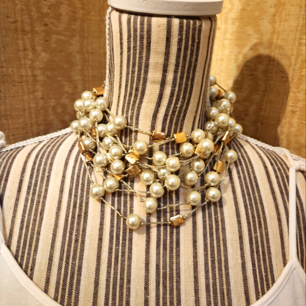 Multi strand pearl-like necklace